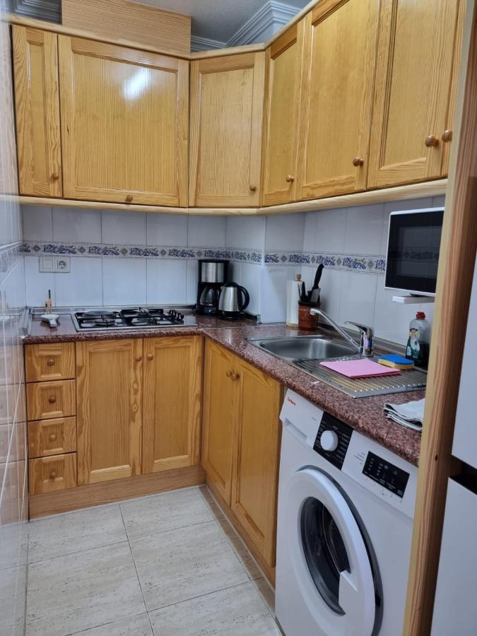 Gemuetliche Ferienwohnung In Torrevieja Ca100M Vom Strand Playa Del Cura Entfernt Eksteriør billede