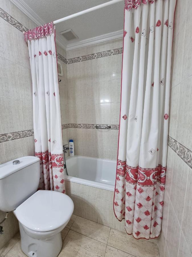Gemuetliche Ferienwohnung In Torrevieja Ca100M Vom Strand Playa Del Cura Entfernt Eksteriør billede